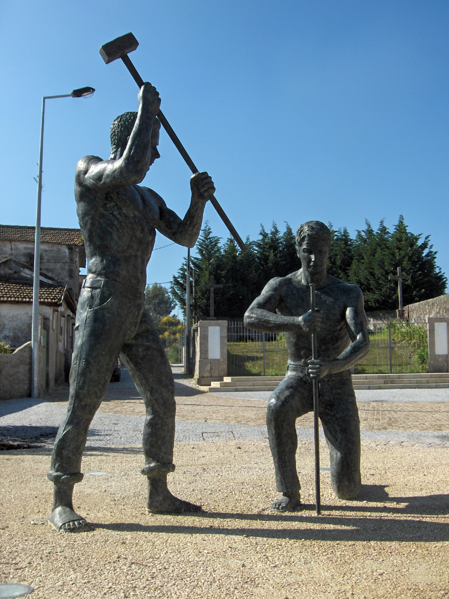 Monumento ao Pedreiro Montante