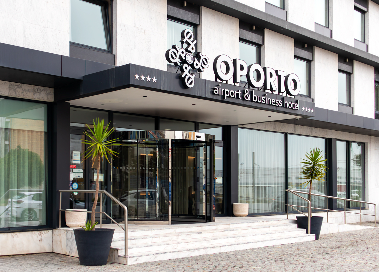 Oporto Airport & Business Hotel